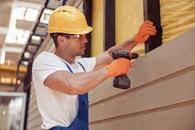 Best Siding Painting and Refinishing  in Green Meadows, OH